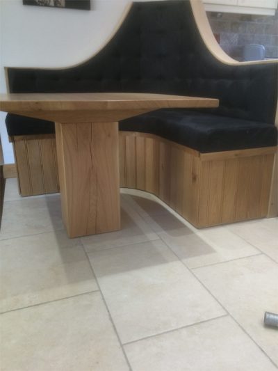 Stunning Oak Contemporary Bench and Table set