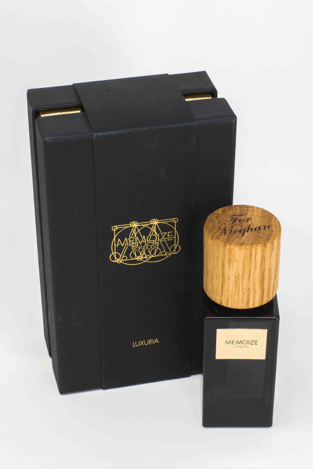 Solid oak designs | Memoize Luxury Perfume